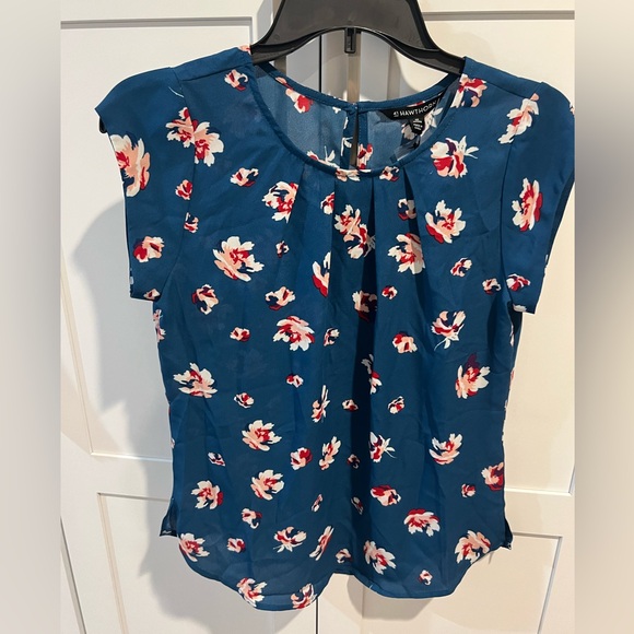 41 Hawthorn Tops - Short sleeve top